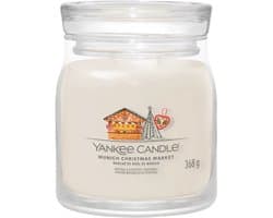 Yankee Candle - Munich Christmas Market Medium Geurkaars - 50 branduren - 2 lonten