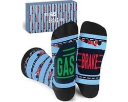 Malinsi® Grappige Sokken Formule 1 - Leuke Huissokken F1 Max Verstappen - Gekke Cadeaus Heren - Cadeautjes Volwassenen - Funny Socks - Vrolijke Geschenkset met Tekst - Cadeau voor Mannen Papa Vader - Vaderdag Geschenk Giftset - Vaderdagcadeau