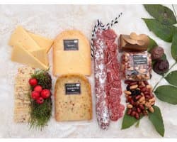 Borrelpakket Cadeau – Luxe Borrelbox | Ambachtelijk Geschenkpakket van De Lange Hoeve